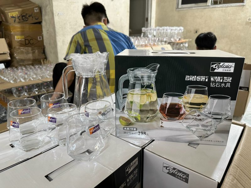 Bộ bình + 6 cốc thủy tinh AGLAIA 1 (2) Bo-binh-6-coc-thuy-tinh-AGLAIA-1-2