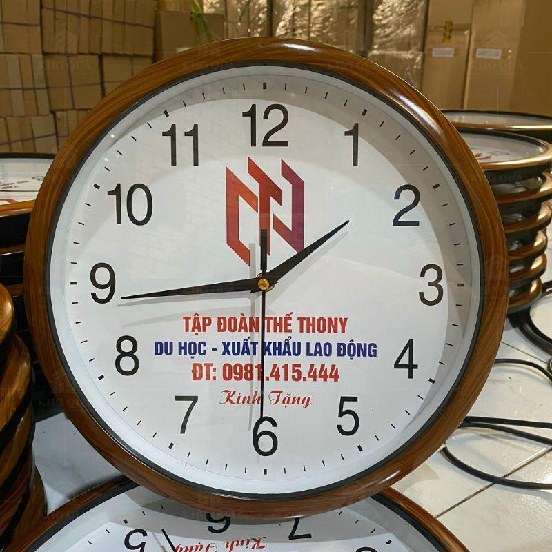 Đồng hồ treo tường tròn 30cm gỗ HD303 - số in (2) Dong-ho-treo-tuong-tron-30cm-go-HD303-so-in-2