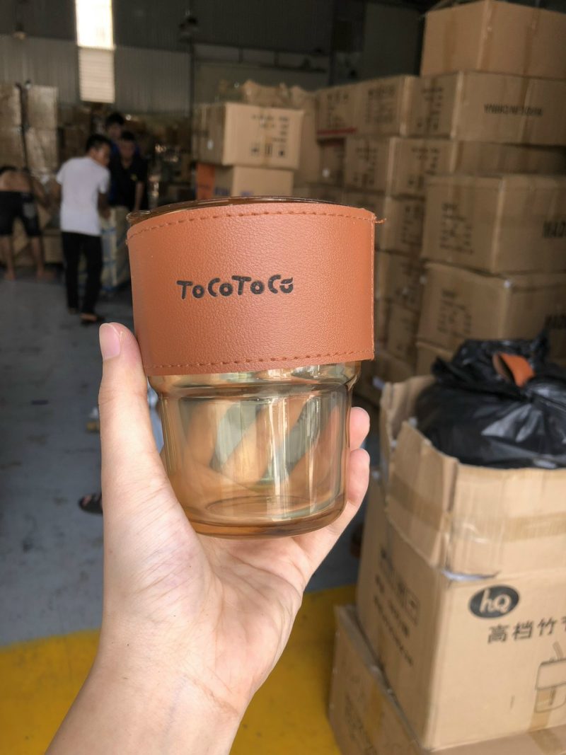 coc-thuy-tinh-450ml-kem-ong-hut (4) coc-thuy-tinh-450ml-kem-ong-hut (4)