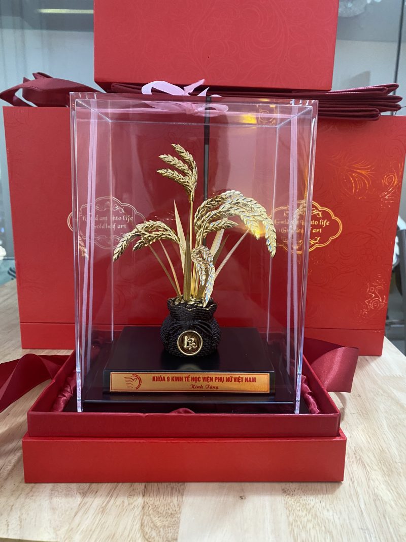 Bông lúa dát vàng có in logo 2 (1) Bong-lua-dat-vang-co-in-logo-2-1