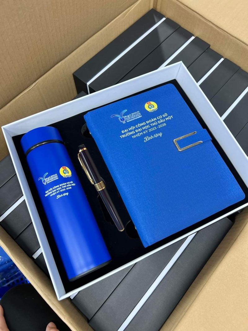 bo-giftset-but-so-binh(1) bo-giftset-but-so-binh(1)