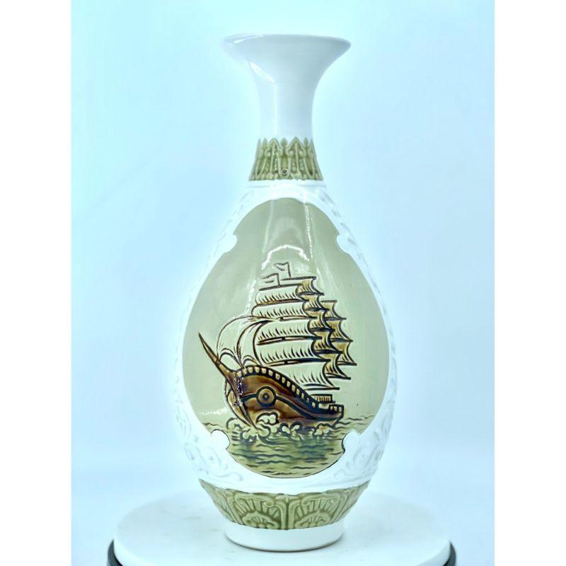 Ty ba thuyen -sen (1)