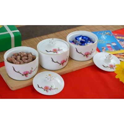 Bộ 3 hũ mứt hoa văn kẻ vàng – kèm khay gỗ