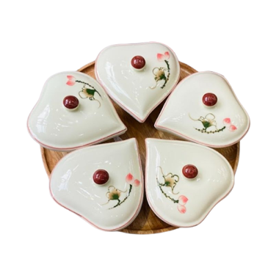 Bộ khay mứt tim 5 – kèm khay gỗ