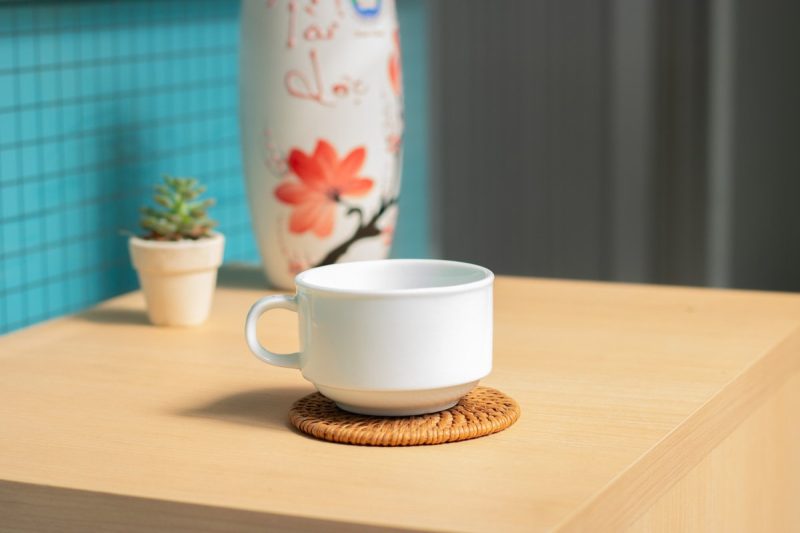 Coc-su-cafe-khong-kem-dia-ke-bat-trang-men-trang-200ml