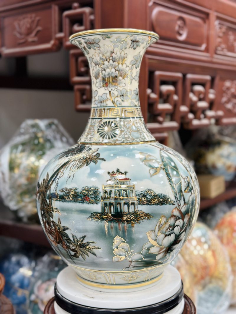 Bình tỏi vẽ tay - vẽ vàng kĩ H45