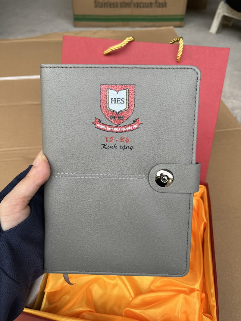 z5489717365708_ec8e2d5bb9173faae9d18cdfec72b2f2