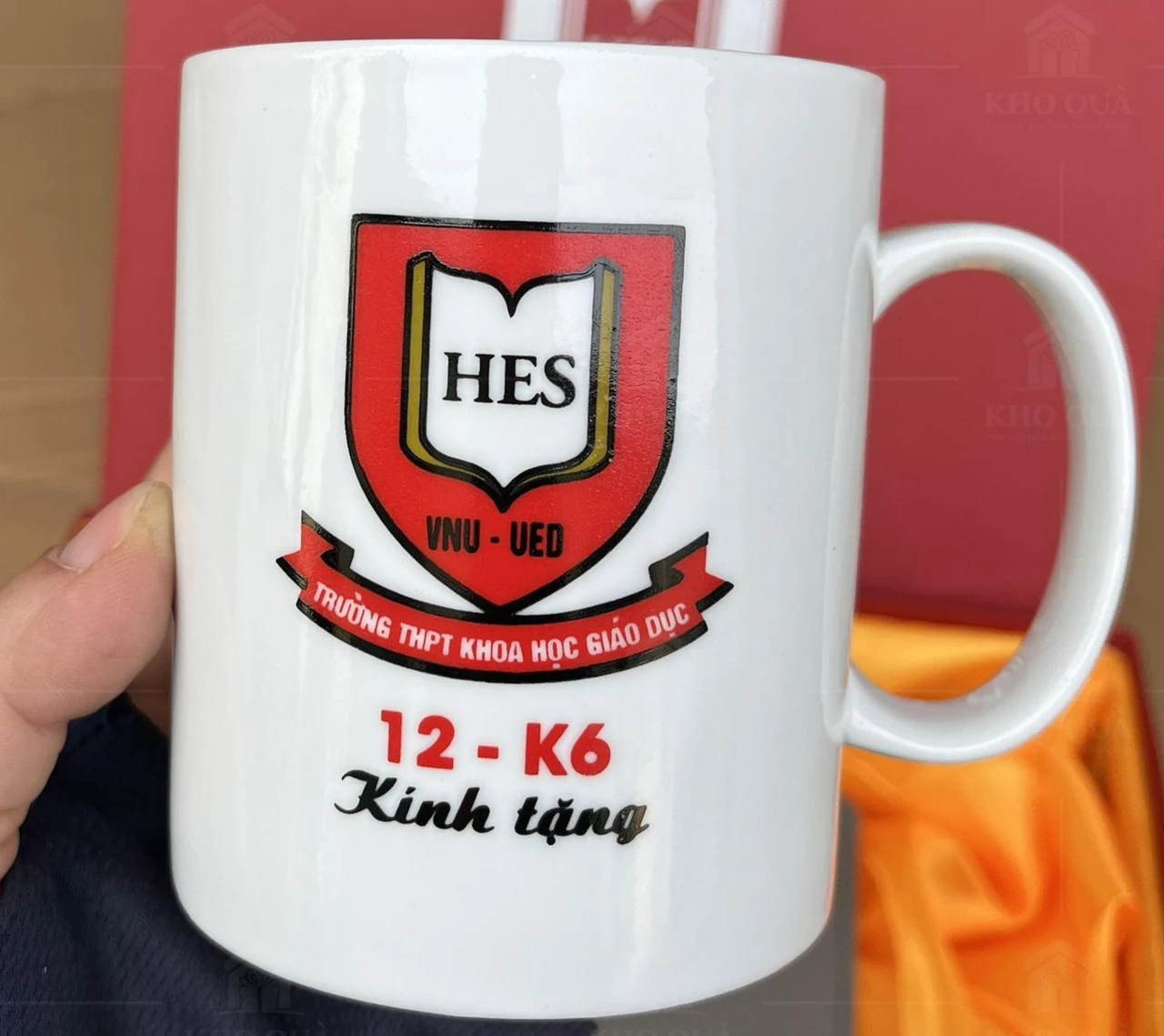 Cốc trắng HES có quai và vùng in trên thân cong