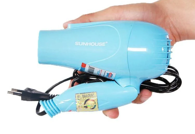 Máy sấy SUNHOUSE xanh gập tay cầm cùng dây và phích