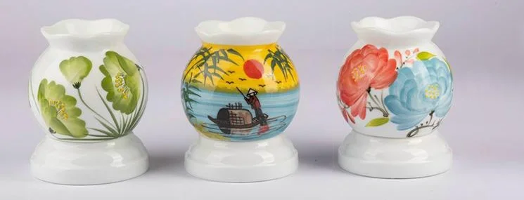 Ba họa tiết đèn dáng lựu trong gallery: lá xanh, cảnh thuyền và hoa đỏ xanh